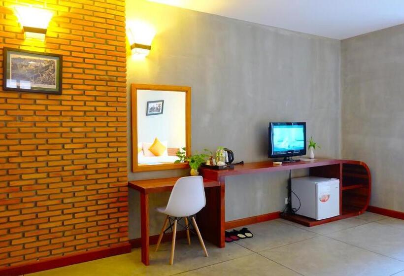 スーペリアールーム, Saravoan Royal Palace