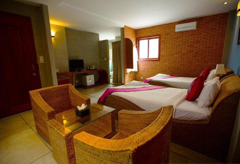 デラックスルーム, Saravoan Royal Palace