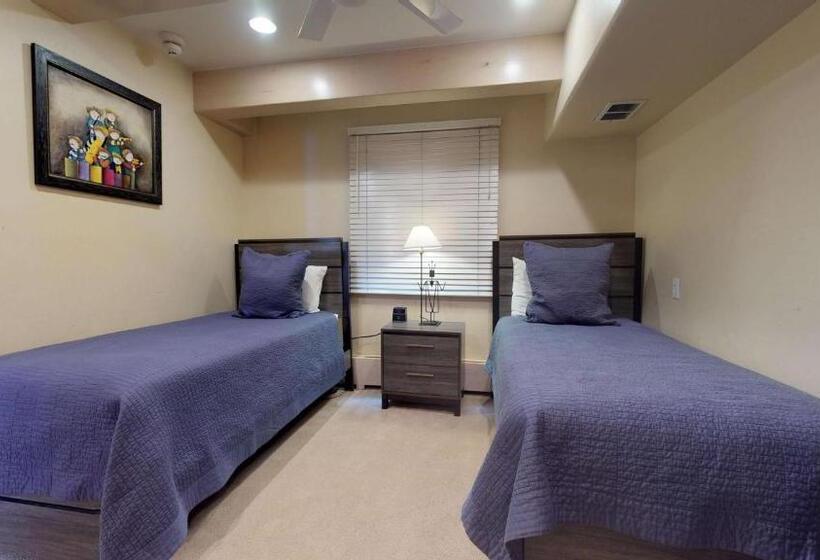 침실 3개 아파트, The Landmark