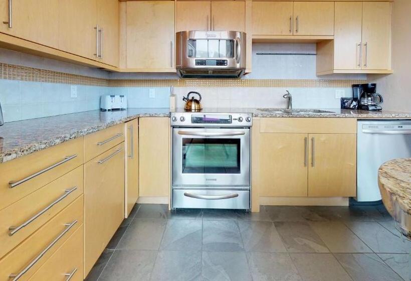 침실 3개 아파트, The Landmark