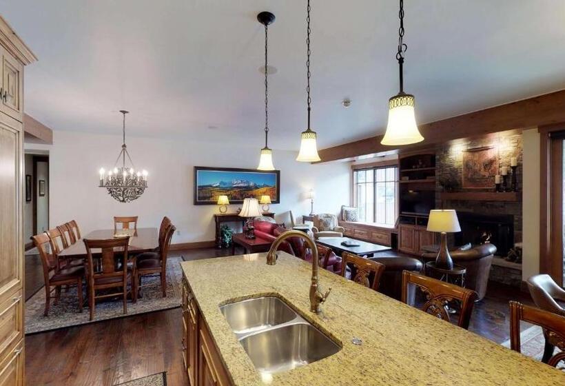 1침실 펜트하우스 아파트, The Landmark