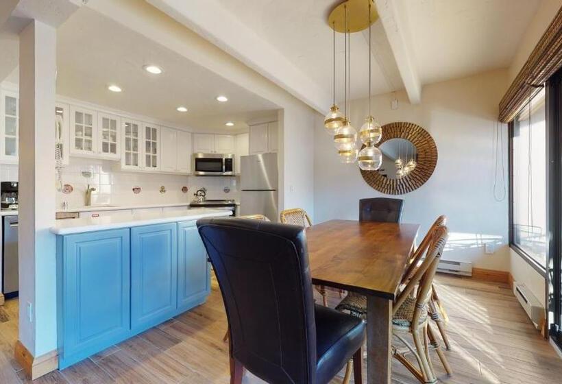 침실 2개 아파트, The Landmark