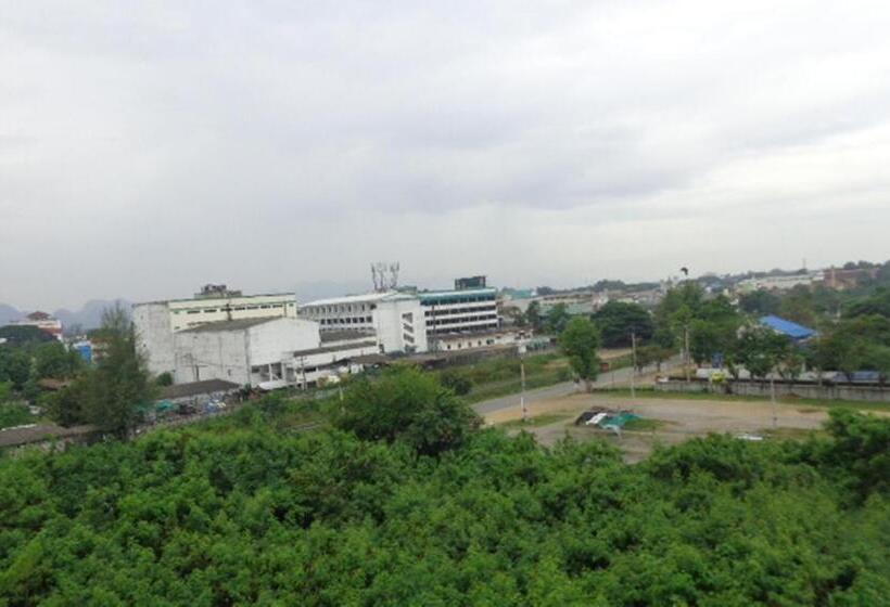 غرفة قياسية مزوَّدة بشُرفة, A&s Residence Kanchanaburi