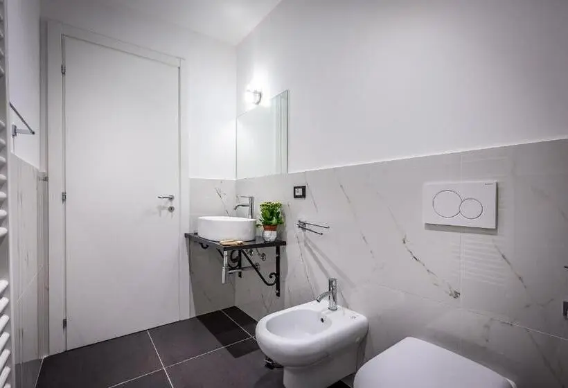 اتاق لوکس, Hom Edo B&b