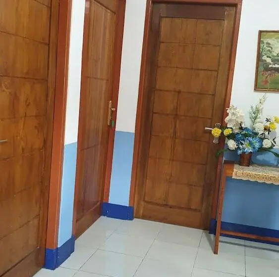 خانه 1 خوابه, Larantuka Beach Apartments