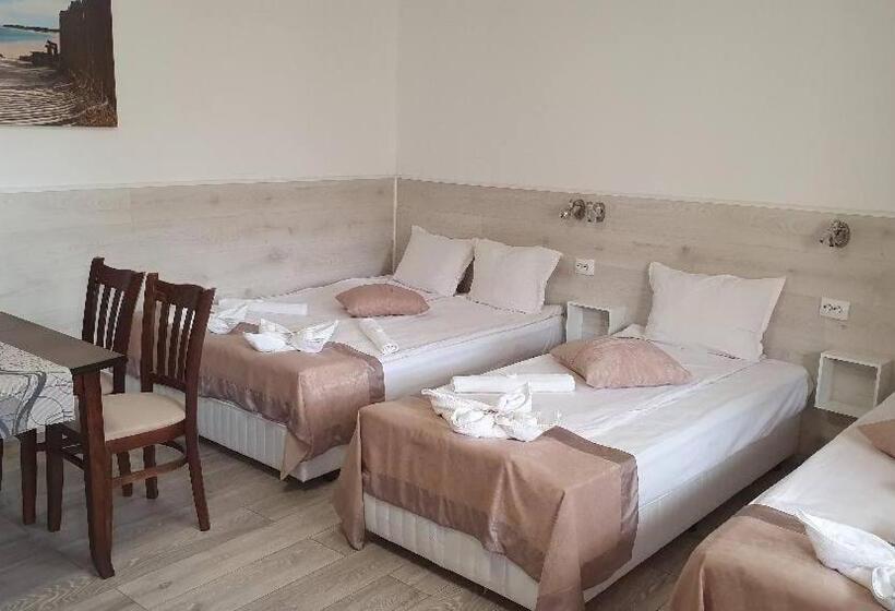 标准工作室, Family Hotel Kedara