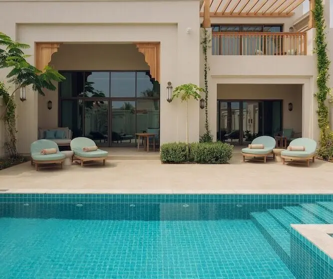 Villa 2 Makuuhuonetta, Naama Beach Villas & Spa