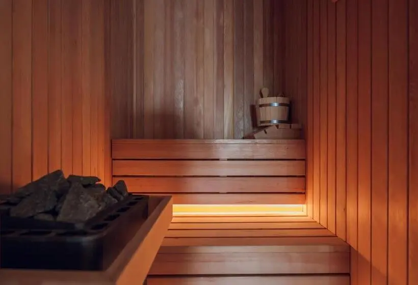 Huoneisto 4 Makuuhuonetta, Naama Beach Villas & Spa