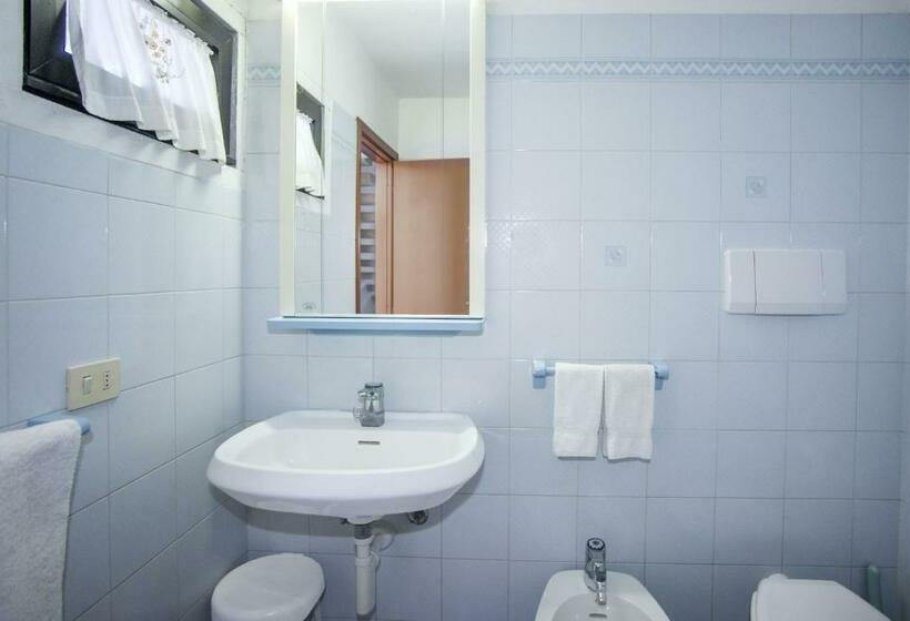 آپارتمان 1 خوابه با بالکن, Cav Brunella