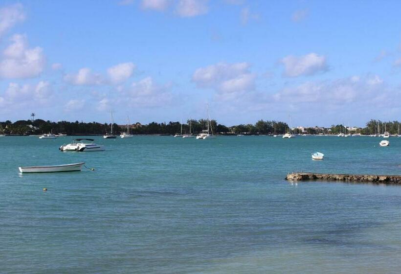 استودیوی استاندارد با چشم‌انداز دریا, Pillay Guest House