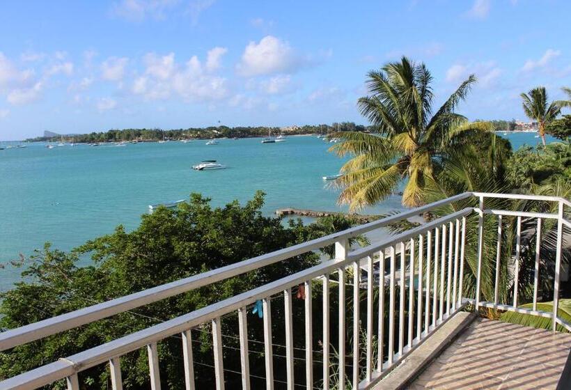 اتاق استاندارد, Pillay Guest House