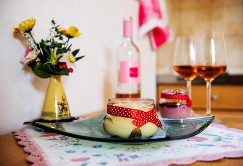 Студио Стандарт с Балконом, Villa Palloma