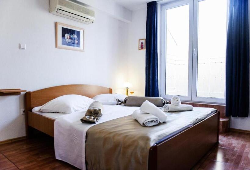 Студио Стандарт с Балконом, Villa Palloma