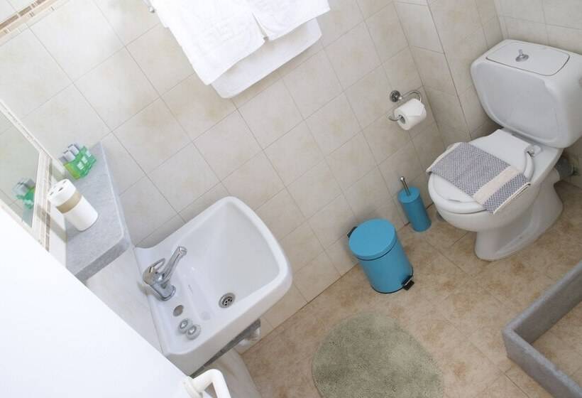 Quarto Quádruplo Deluxe, Arokaria Seaside