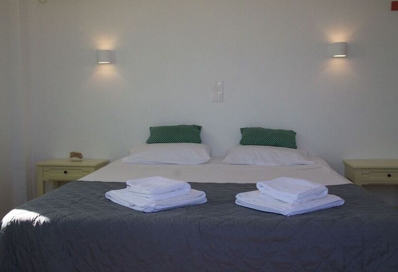 Quarto Quádruplo Deluxe, Arokaria Seaside