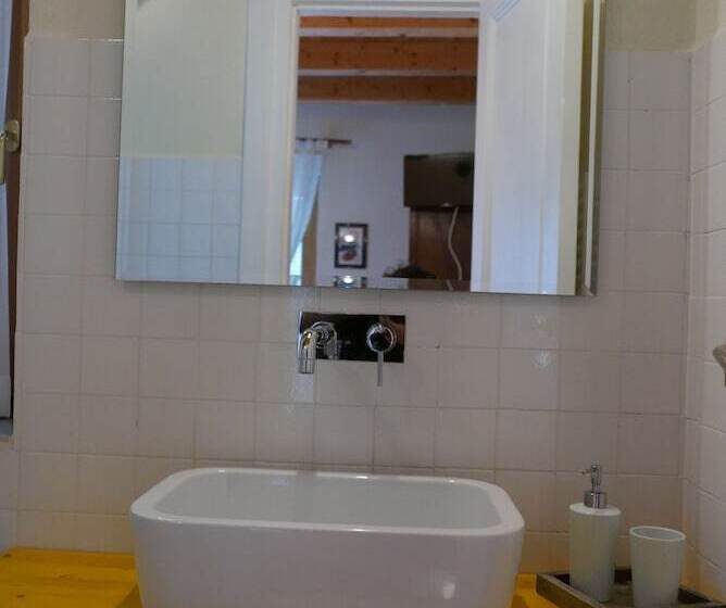 חדר סטנדרט, B&b Lo Straniero