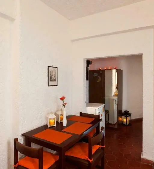آپارتمان 1 خوابه, Emmanuel Apartments