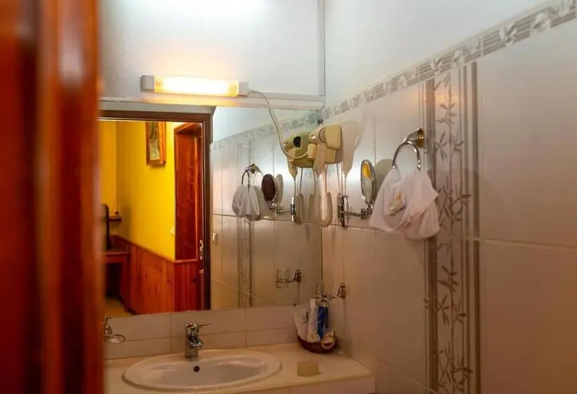 سوییت سوپریور با چشمانداز دریا, Amazone Hotel Tulear