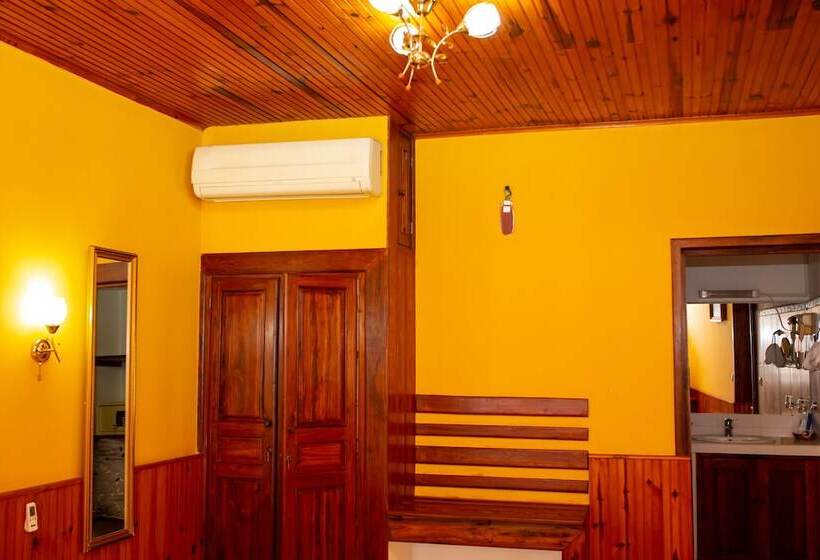 سوییت سوپریور با چشمانداز دریا, Amazone Hotel Tulear