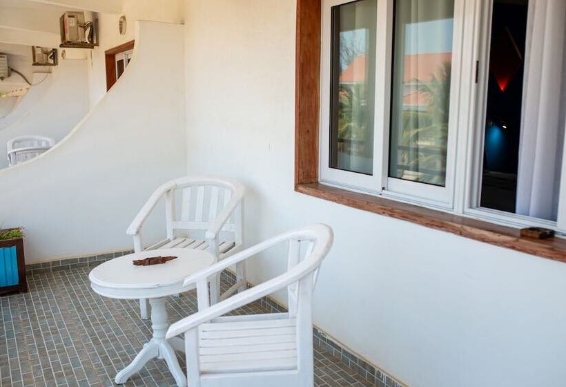 اتاق لوکس, Amazone Hotel Tulear