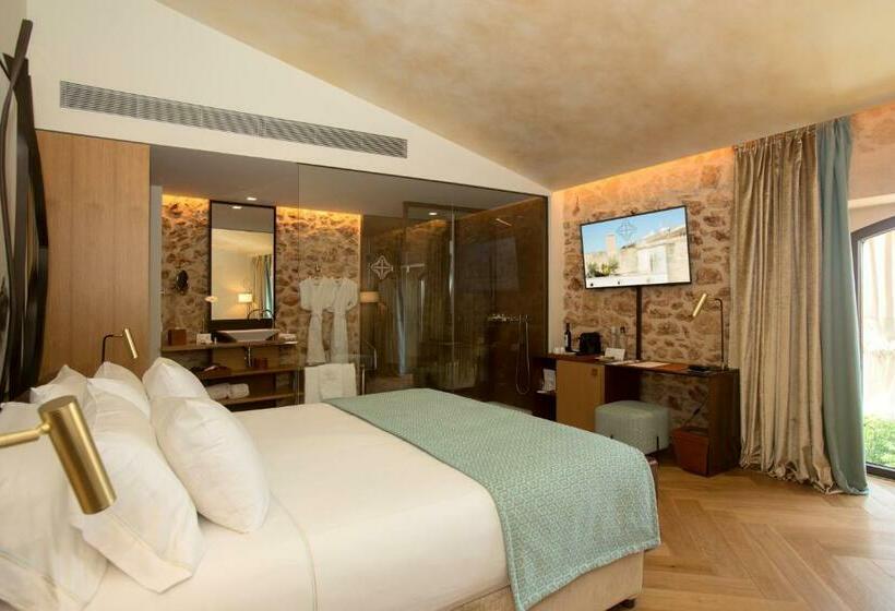 جناح جونيور سوبريور, Sa Creu Nova Petit Palais Art & Spa
