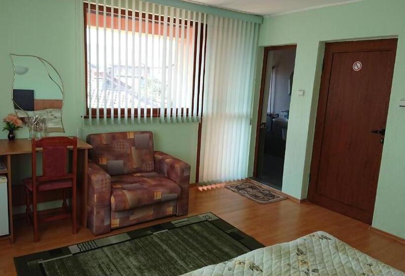 スタンダードルーム, Family Hotel Dalia