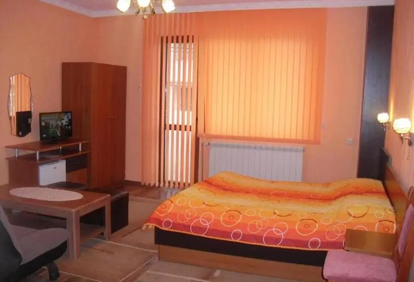 خانه 1 خوابه, Family Hotel Dalia