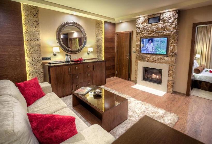 סוויטה דלוקס, Family Hotel Strannopriemnitza