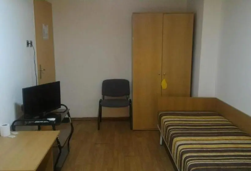 اتاق خانوادگی, Hostel Ruschuk
