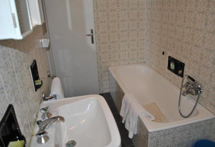 스탠다드 트리플 룸, Albergo Ristorante Pizzeria Bellavista