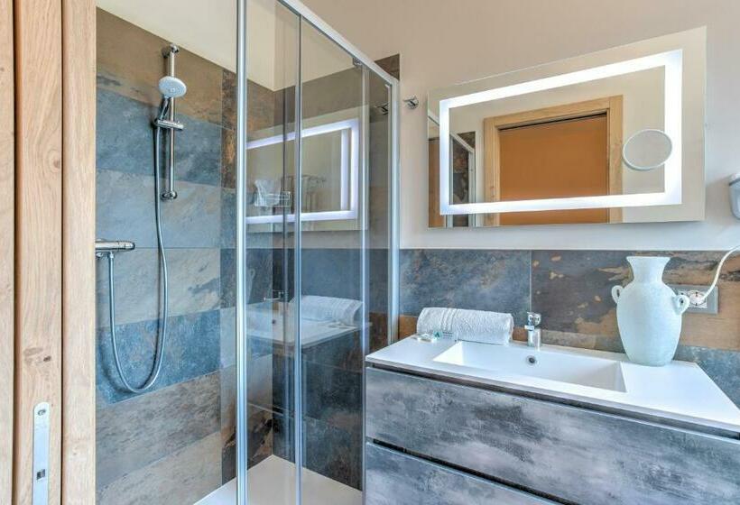 חדר סטנדרט, Aurora