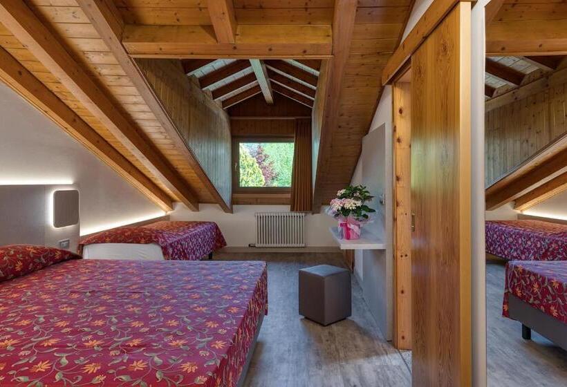 חדר סטנדרט לארבעה, Aurora