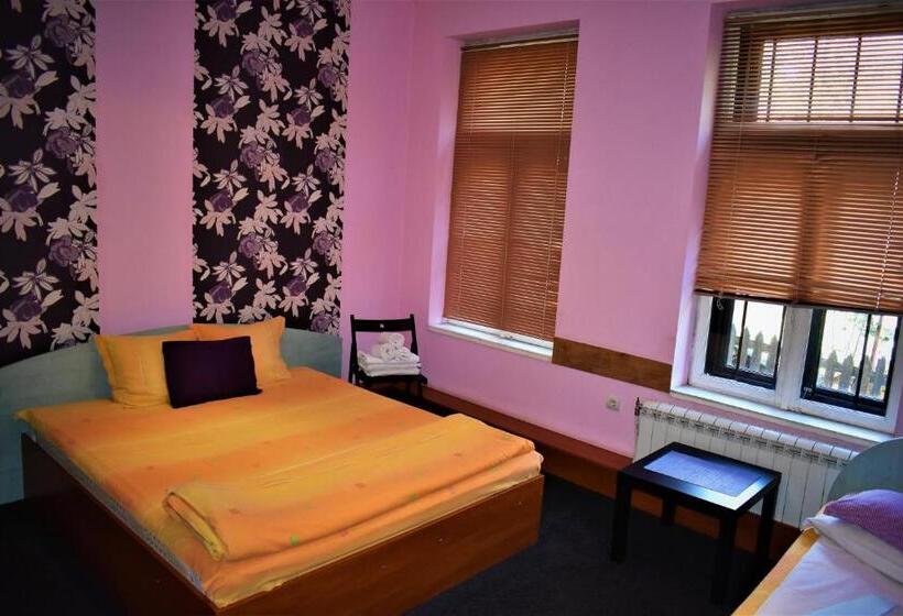 Номер Стандарт Трехместный, Bilyana