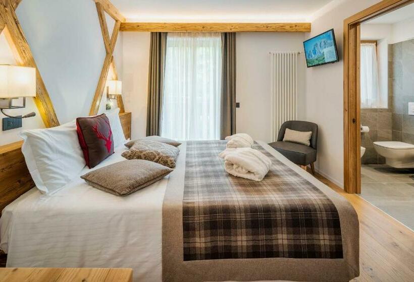 اتاق لوکس با بالکن, Camina Suite And Spa