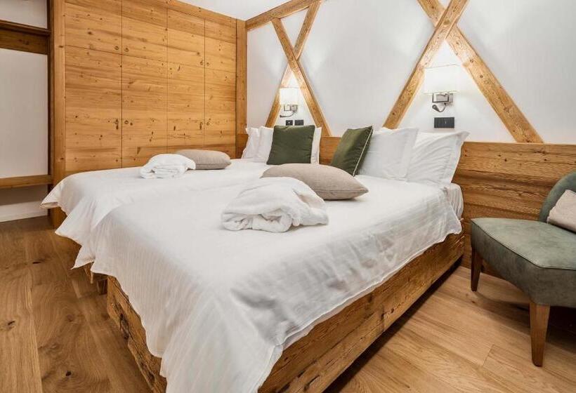 سوییت, Camina Suite And Spa