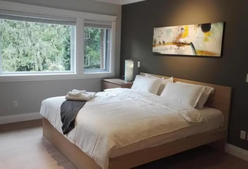 اتاق لوکس با تخت بزرگ, Riverfront Bed And Breakfast