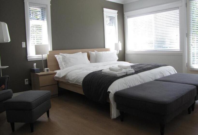 キングサイズベッドのスタンダードルーム, Riverfront Bed And Breakfast