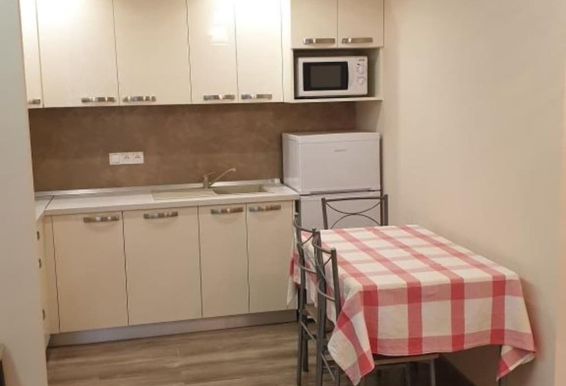 침실 2개 아파트, Pansion Belvedere