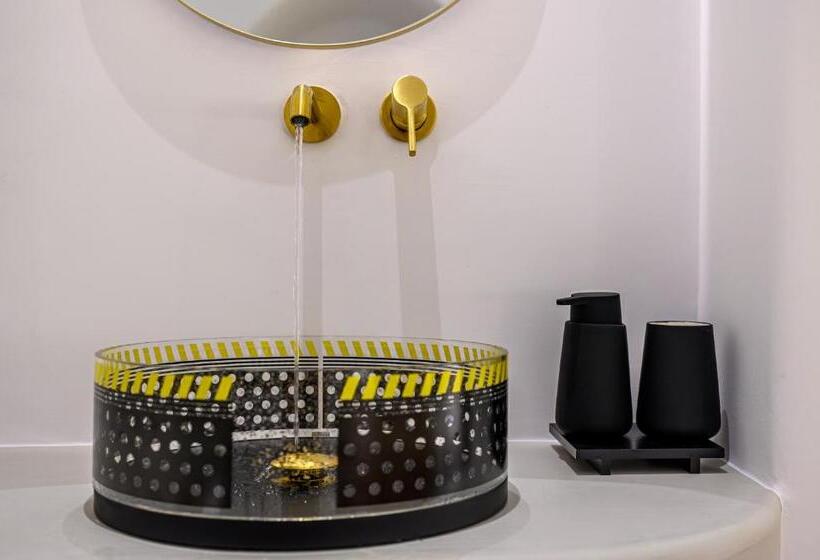 Люкс Кровать Кинг, Galaria Luxury Suites