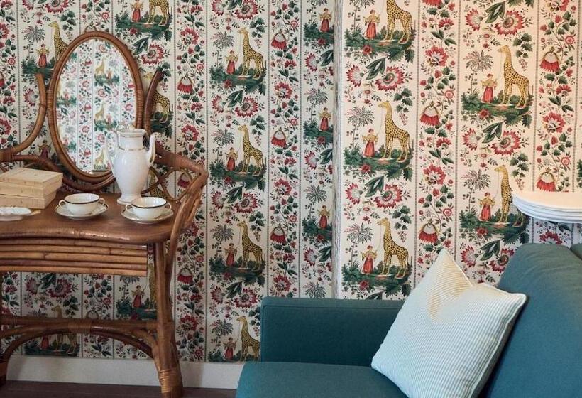 Люкс, Maison Mouche