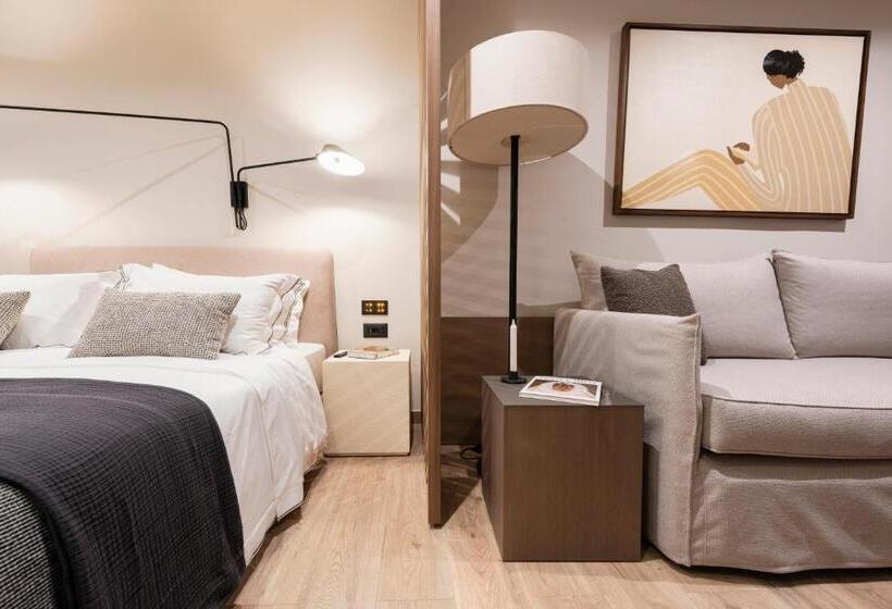 Superior suite with pool view, Revi Mountain Resort