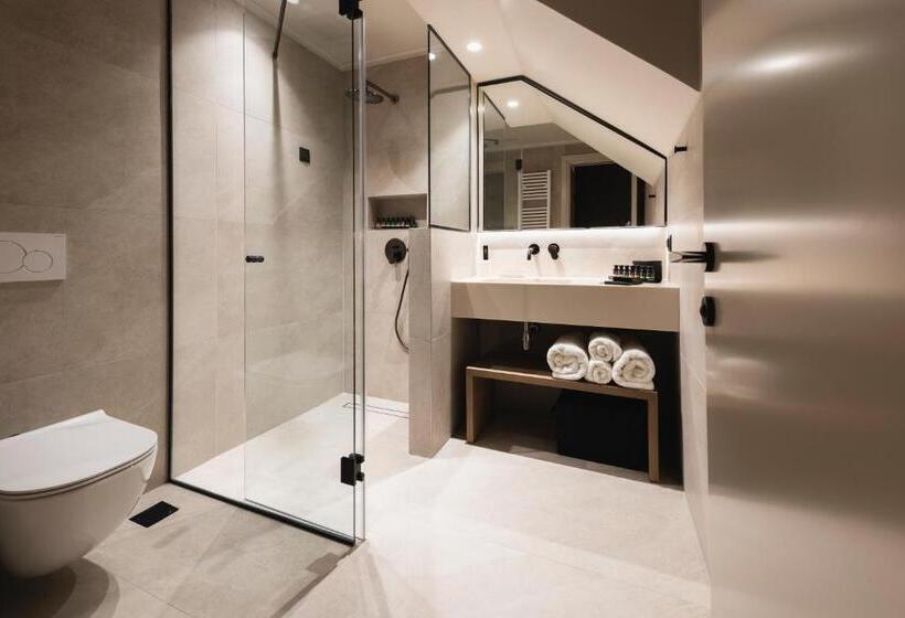 סוויטה משפחתית, Revi Mountain Resort