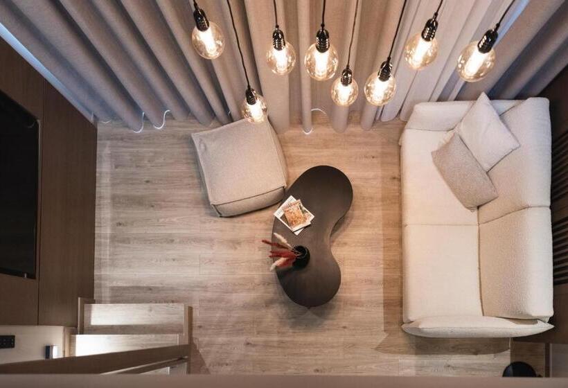 סוויטה משפחתית, Revi Mountain Resort