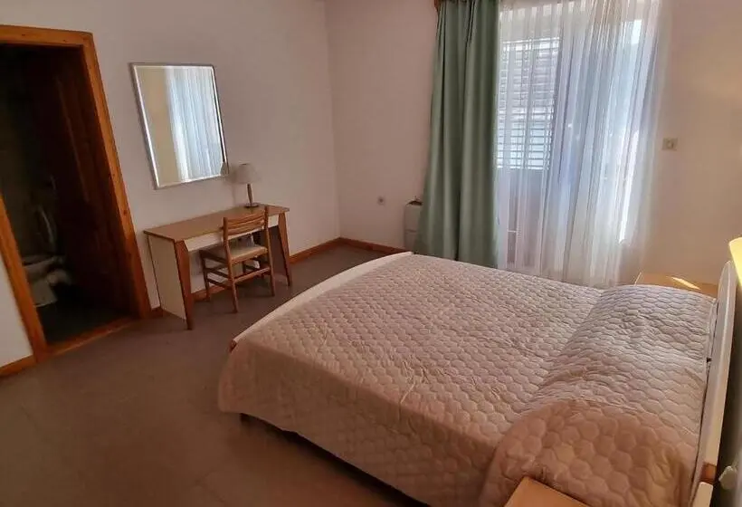 ファミリールーム, Villa Riva