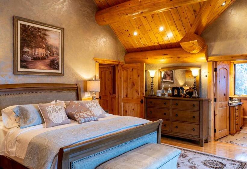 جناح مزوَّد بشرفة, Coyote Bluff Estate