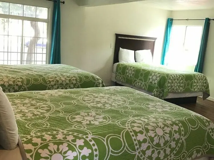 اتاق استاندارد, Geneva Motel Daly City