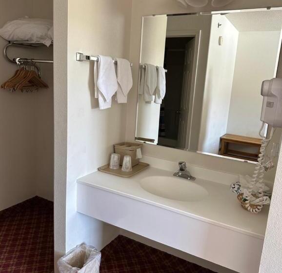 Номер Стандарт, Columbine Inn And Suites
