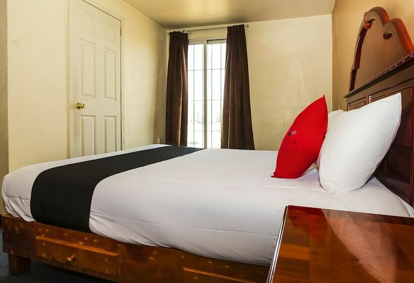 Pokój Standard, De La Loma