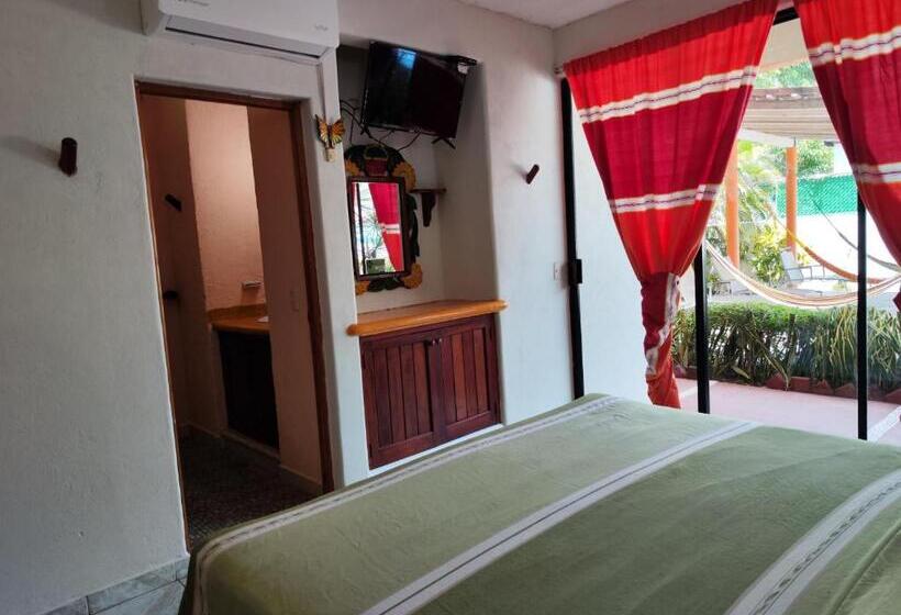 غرفة قياسية سرير كينج, J.b