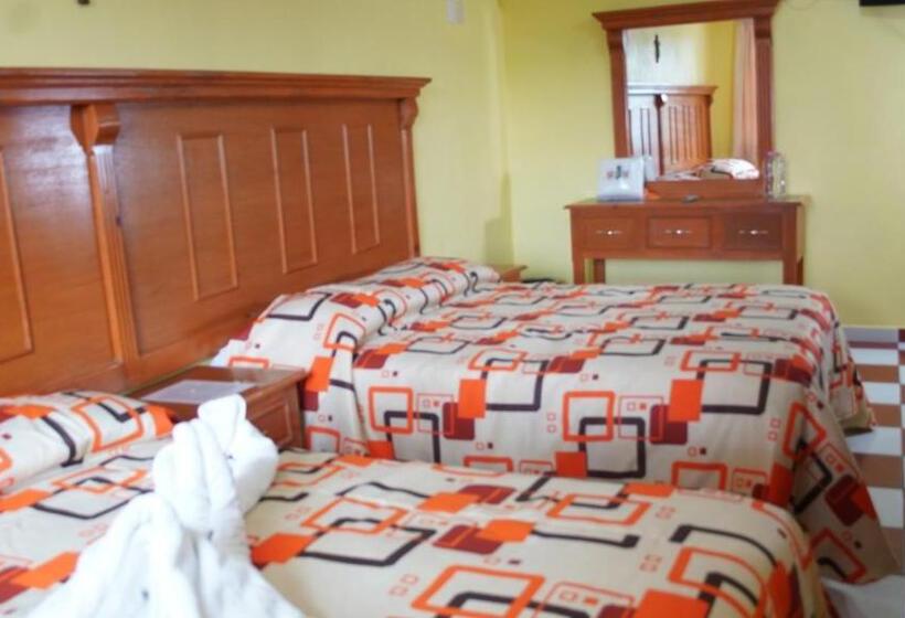 Номер Стандарт, Posada Castillo Panteon Ingles